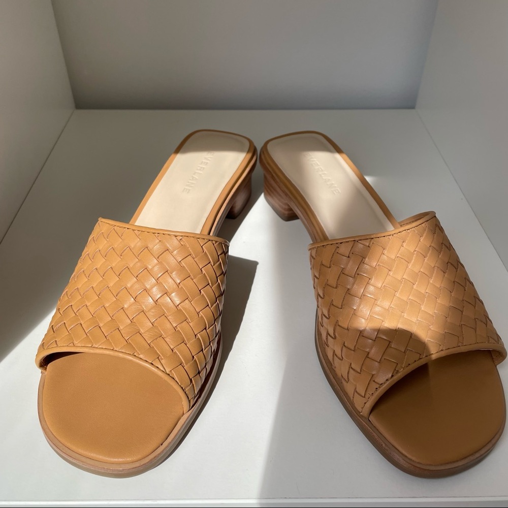 Everlane The City Sandal in Tan/Woven